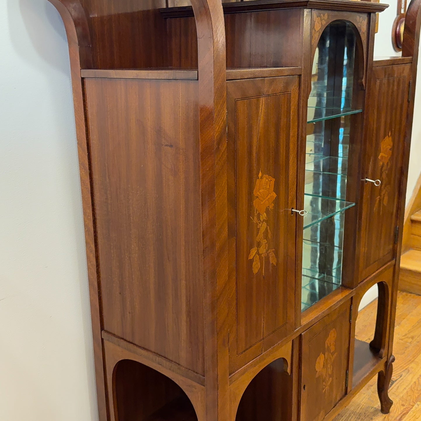 Art Nouveau Vitrine Cabinet