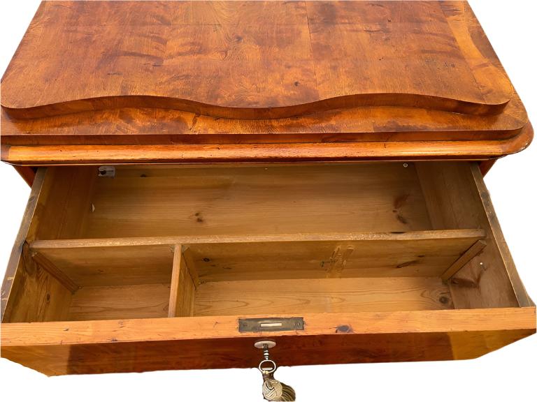 Biedermeier Chest of Drawers with Mother of Pearl Eschoens